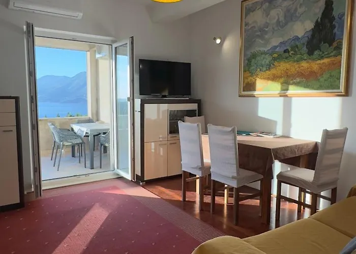 Apartment Oliva